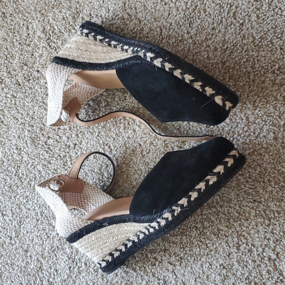 Pageant wedges - Picture 1 of 1